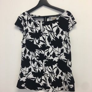 Ali & Roz floral top